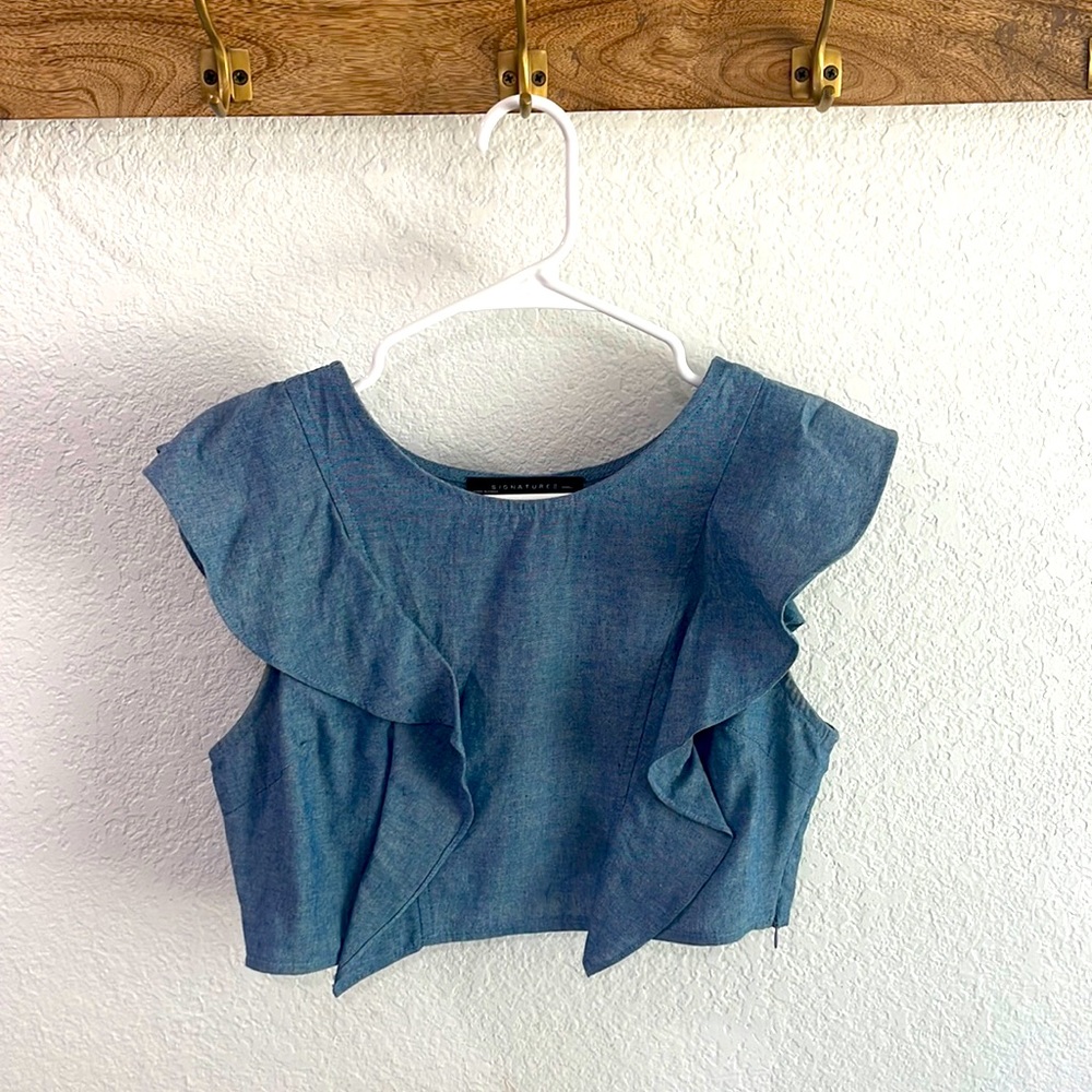 Denim color crop